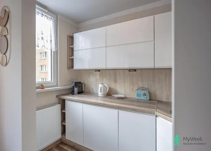 Duszniki, Myweek 公寓 *